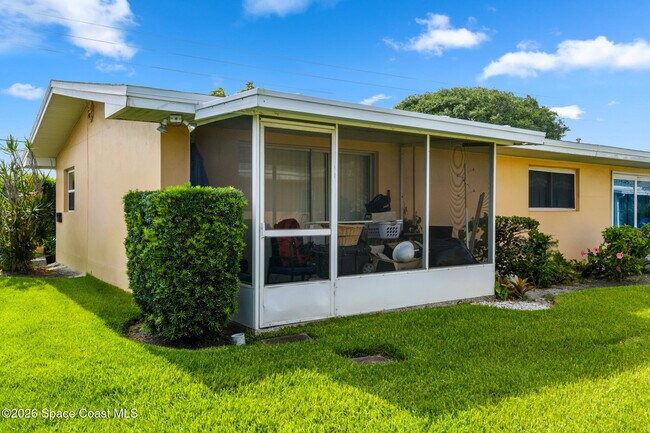 Building Photo - 714 Catalina Rd