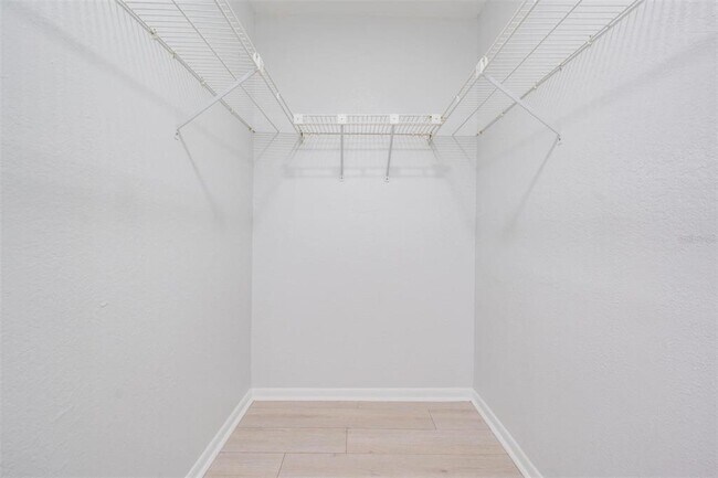 Building Photo - 2582 Bentley Dr