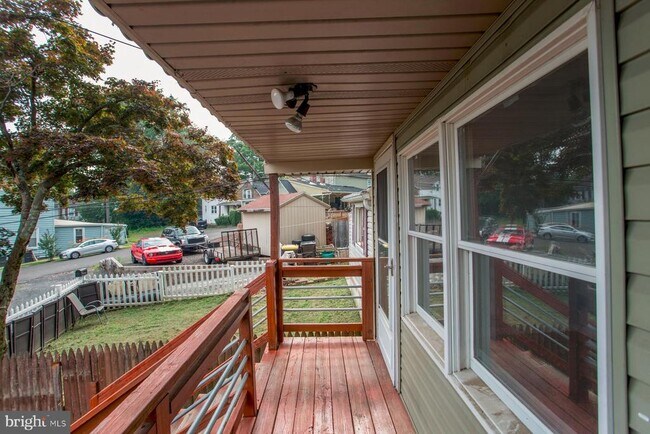 Building Photo - 3412 Upper West End Ave