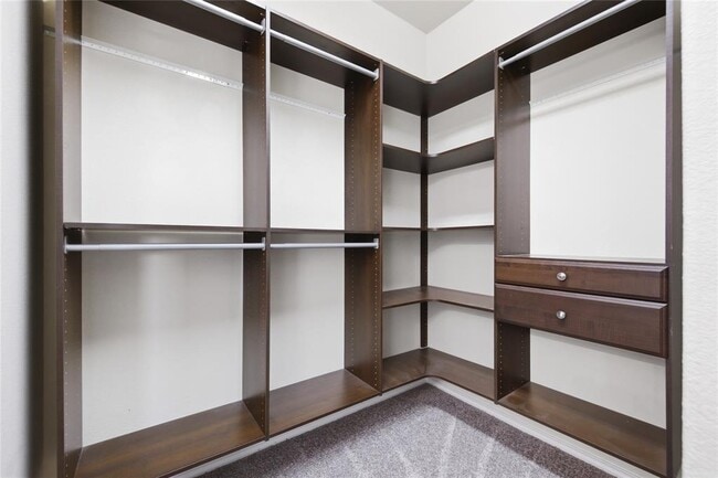 Building Photo - 400 Fistral Dr