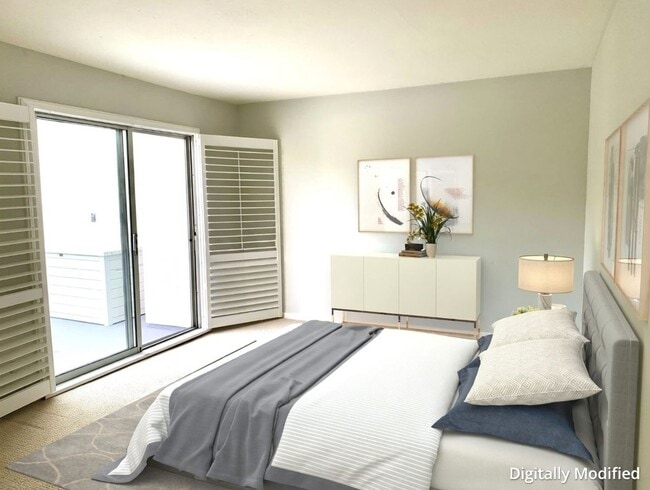 Building Photo - Sun Drenched Waterfront Shelter Bay Penthouse- Pool- Tennis - FOUNDATION