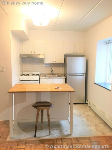 Building Photo - 284 Harvard St