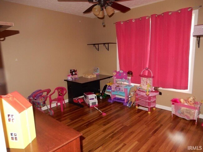 Building Photo - 4433 Candlewick Ln