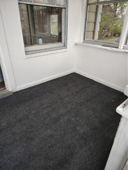 Building Photo - 2023 N Underhill St