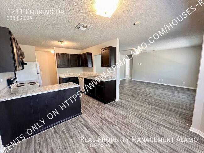 Building Photo - 1211 Churing Dr