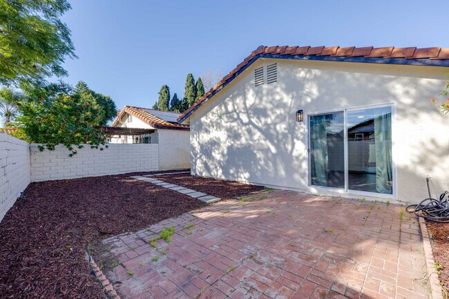 Building Photo - 243 Flame Tree Pl