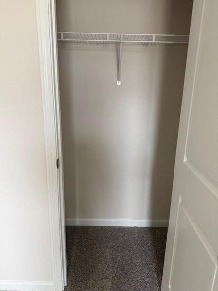 Building Photo - 123 Shelter Ln E