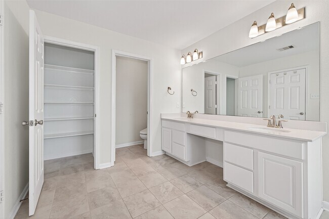 Building Photo - 28407 Bobcat Bayou Dr