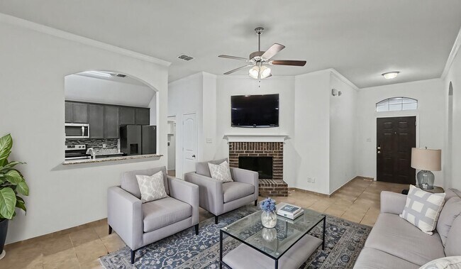 Building Photo - Spacious Single-Story Comfort with Covered Porch in Wilmer