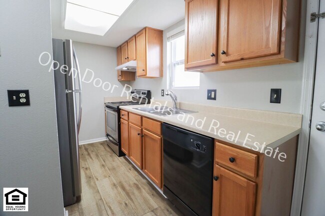 Building Photo - 7701-7729  E State Blvd