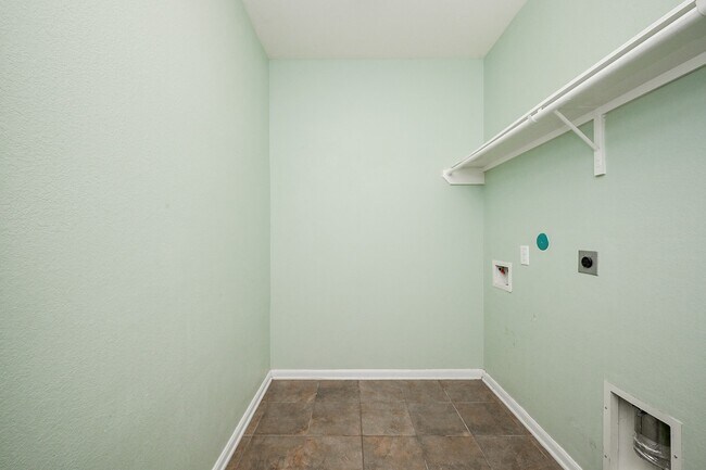 Building Photo - 28610 Cranford Sage Ln