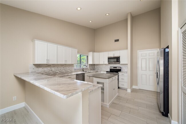 Building Photo - 1416 SE 11th Pl