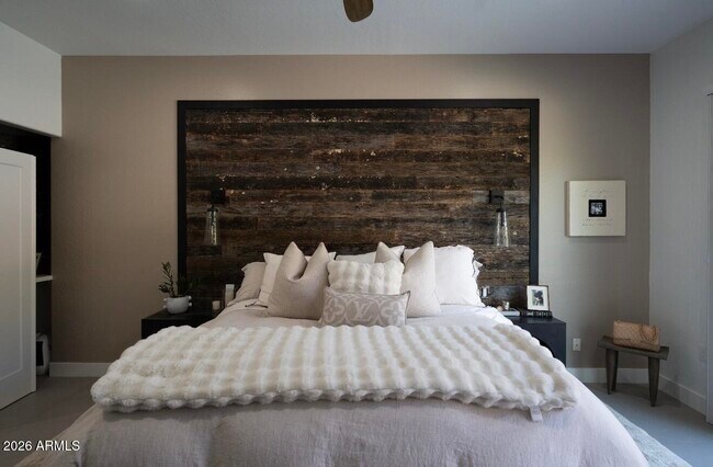 Building Photo - 7692 E Phantom Way