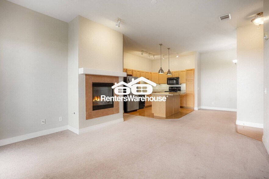 Building Photo - 199 Quebec St