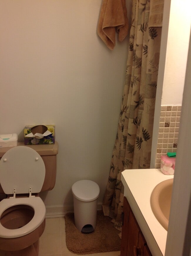 Building Photo - 7 Carlisle St