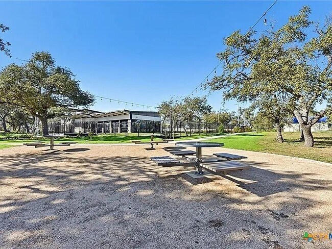 Building Photo - 201 Firefox Wy