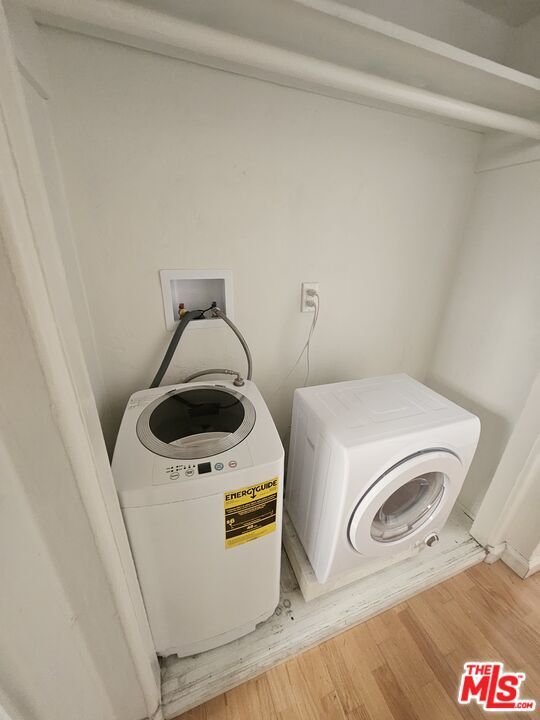 Building Photo - 812 S Gramercy Dr