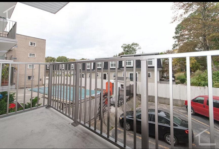 Building Photo - 121 Tremont St