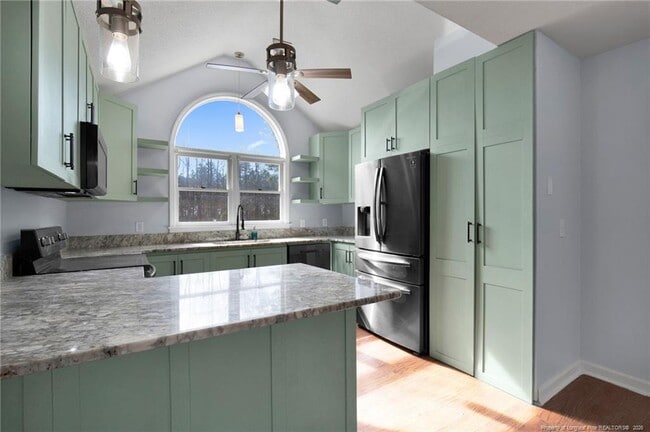 Building Photo - 906 Ponderosa Trail