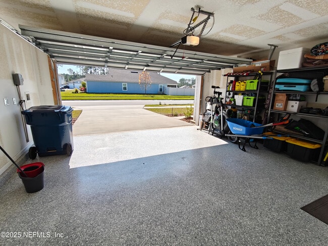 Building Photo - 70481 Winding River Dr