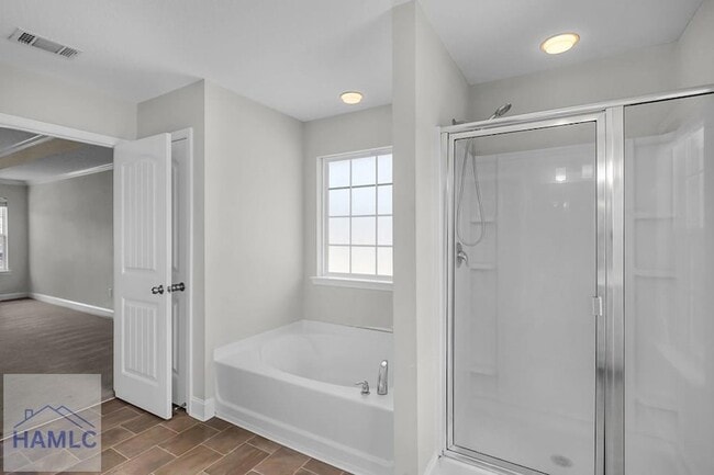 Building Photo - 721 Highgrove Ct