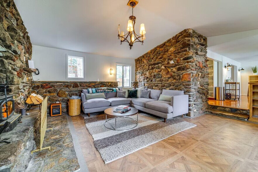 Building Photo - 627 Bear Valley Rd