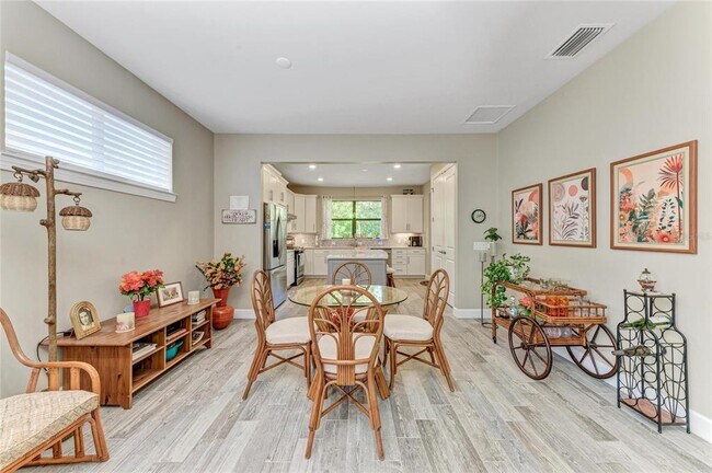 Building Photo - 17002 Hampton Falls Terrace