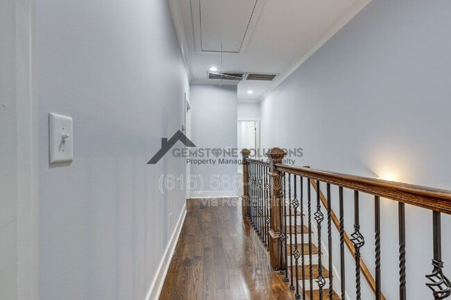 Building Photo - 628 Shelby Ave