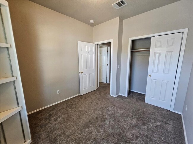 Building Photo - 302 Windridge Village Cove