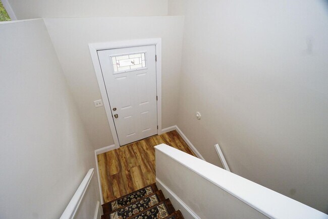 Building Photo - 42 Woodfield St