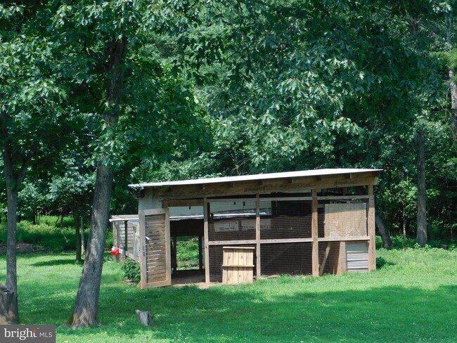 Building Photo - 43160 Evans Pond Rd