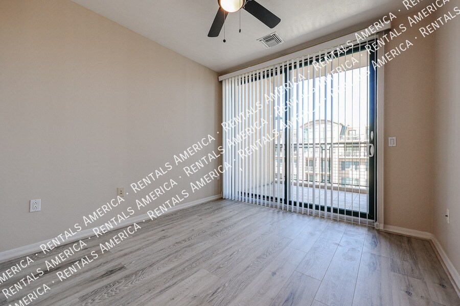 Building Photo - 16 W Encanto Blvd