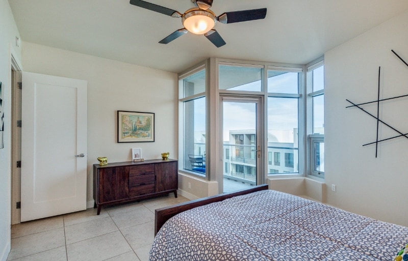 Building Photo - 140 E Rio Salado Pkwy