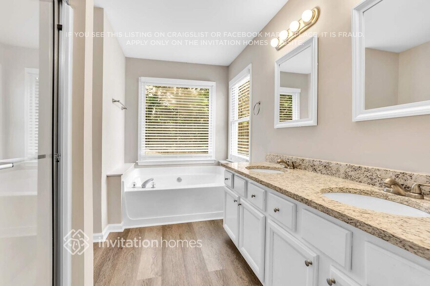 Building Photo - 2088 Glenellen Dr NW