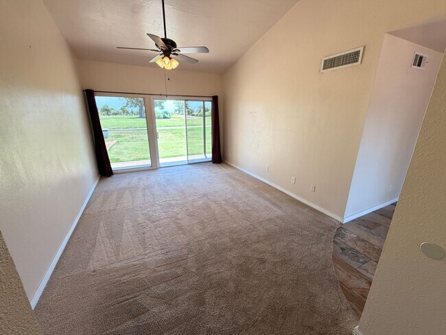 Building Photo - 4509 W Continental Dr