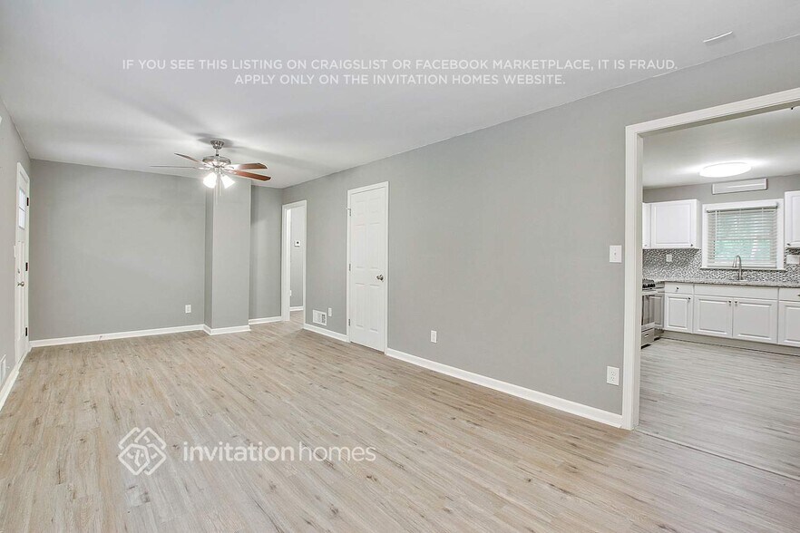 Building Photo - 6352 N Sweetwater Rd