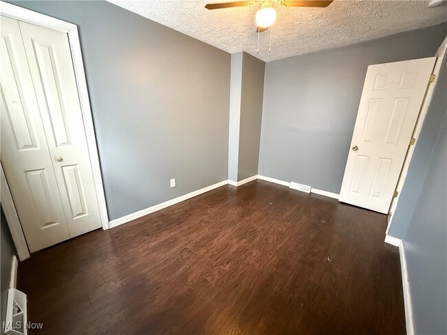 Building Photo - 1578 Salem Ave