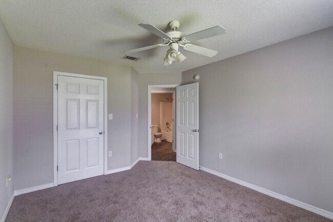 Building Photo - 2664 Shoni Dr
