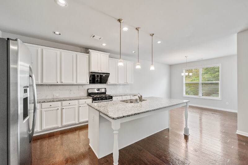 Building Photo - 3343 Ivy Farm Ct