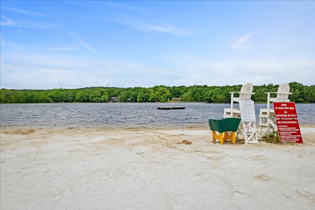 Building Photo - 109 Rising Sun Ct