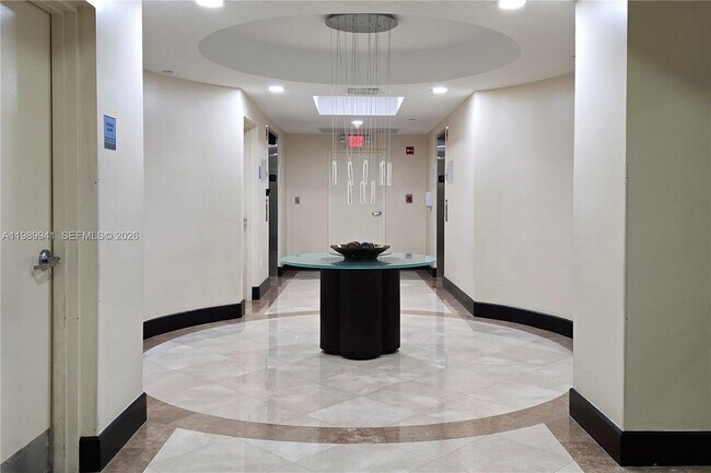 Building Photo - 7600 Collins Ave