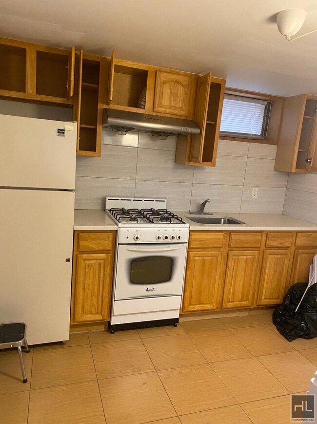 88 STREET - 133-31-133-88 88th St Queens NY 11417 | Apartment Finder