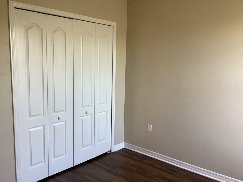 Building Photo - 7722 Maroon Peak Dr