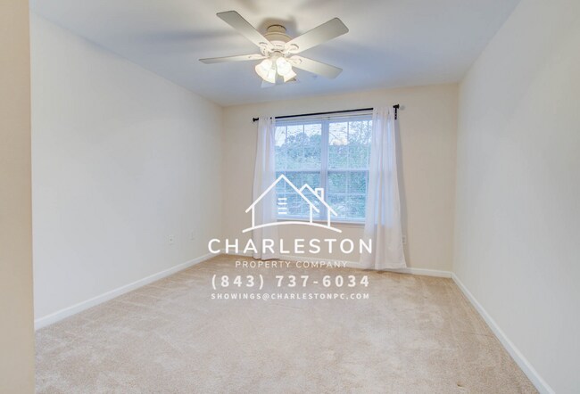 Building Photo - 500 Tree Branch Cir