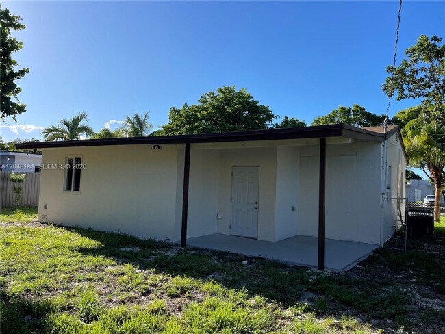 Building Photo - 1310 Sharazad Blvd