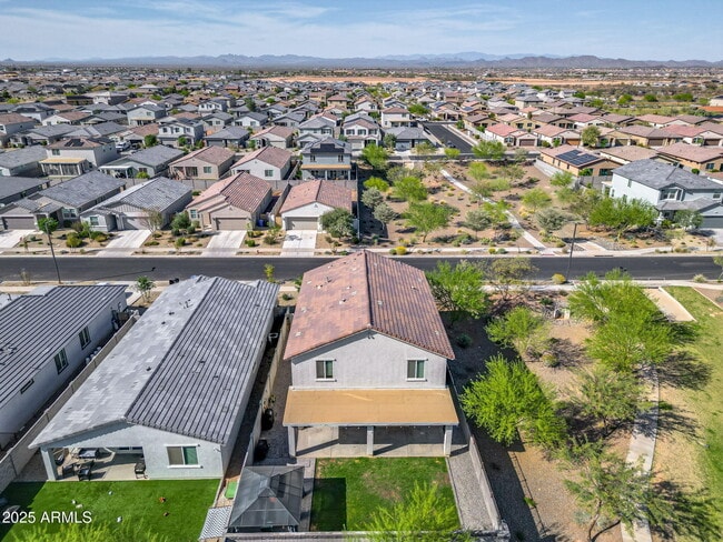 Building Photo - 17809 W Country Club Terrace