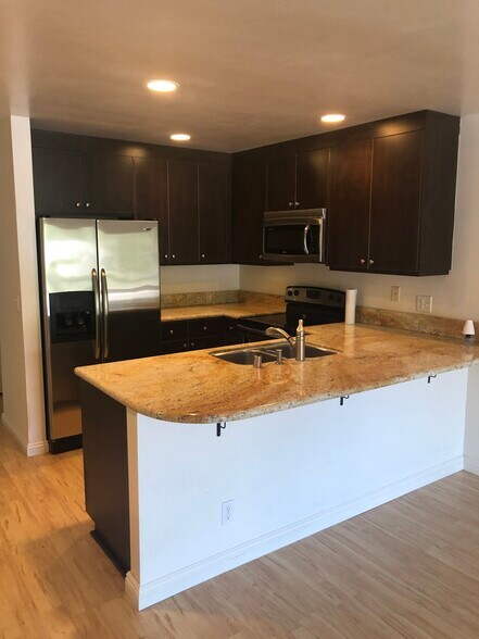 Building Photo - 31611 Via Conejo