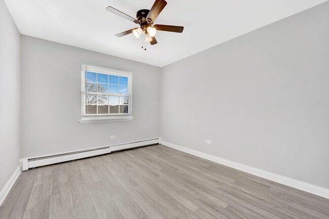 Building Photo - 171 63rd St