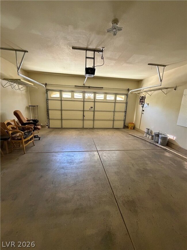 Building Photo - 10644 Austin Bluffs Way