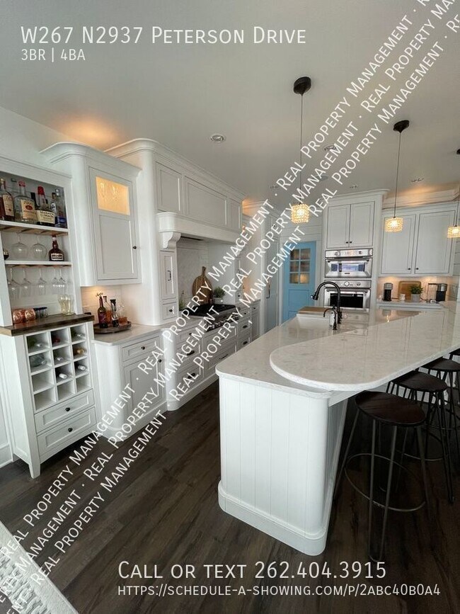 Building Photo - Fully Furnished Stunning Home on Pewaukee ...